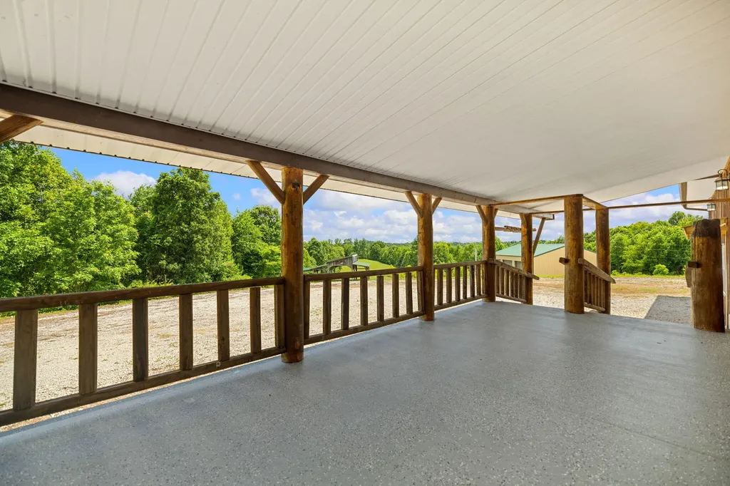 126 Lazy L Retreat Drive South Shore KY 41175