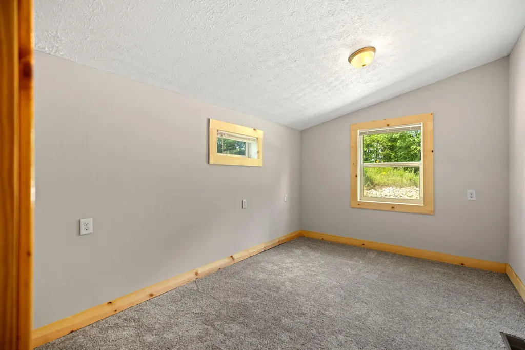 126 Lazy L Retreat Drive South Shore KY 41175
