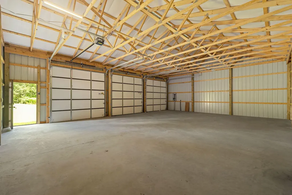 126 Lazy L Retreat Drive South Shore KY 41175