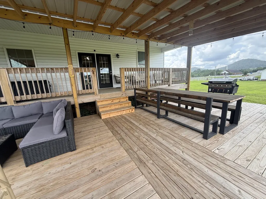 50 Ash Road Hustonville KY 40437