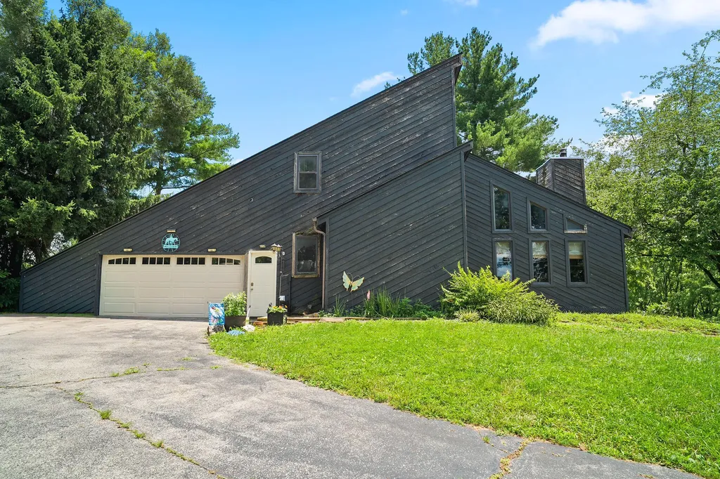 1024 Flanagan Station Road Winchester KY 40391