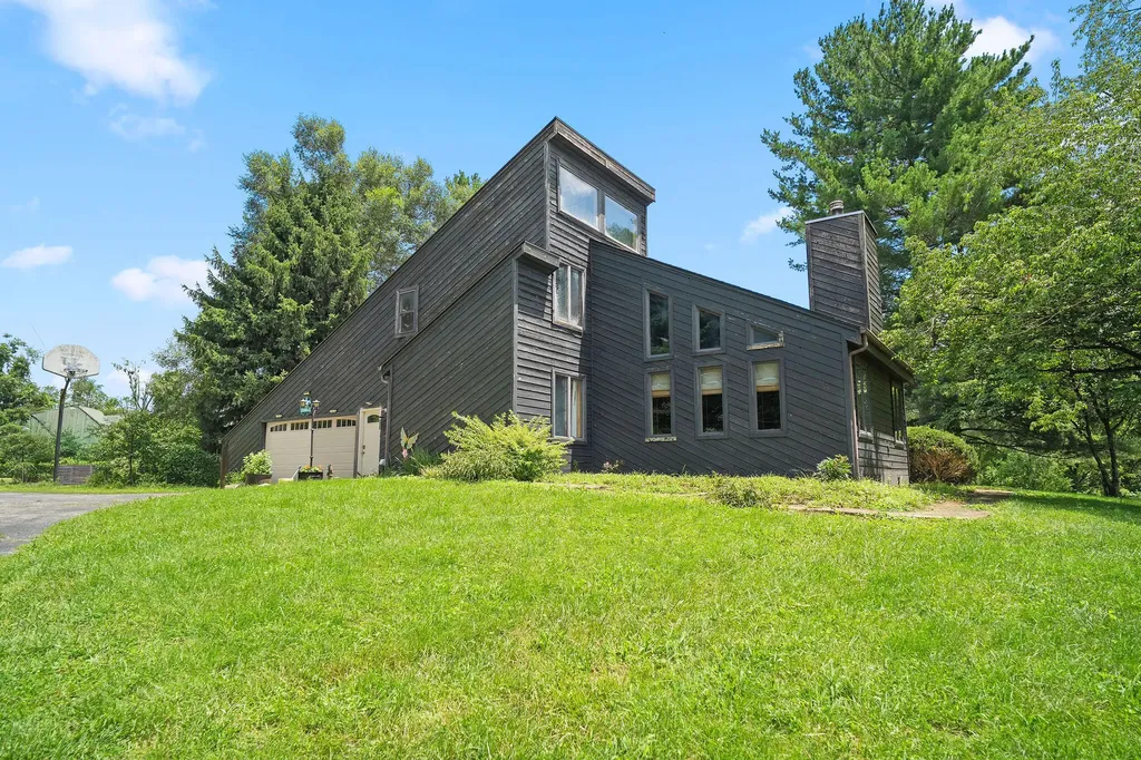 1024 Flanagan Station Road Winchester KY 40391