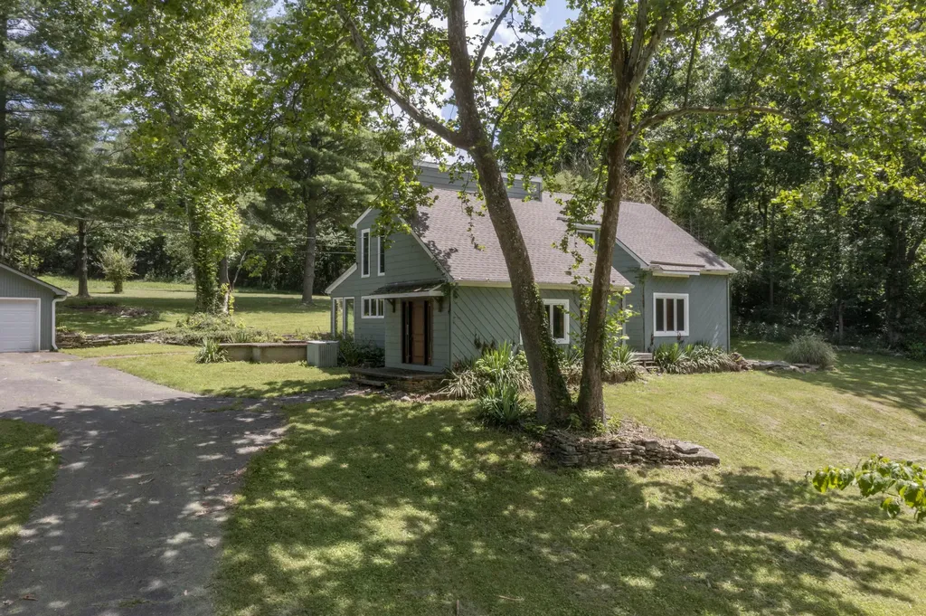 2175 Mcgee 1 Lane Nicholasville KY 40356