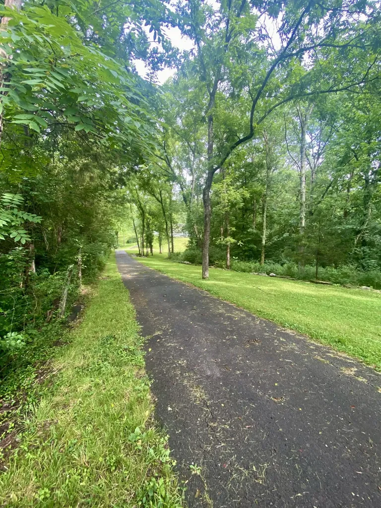 2175 Mcgee 1 Lane Nicholasville KY 40356