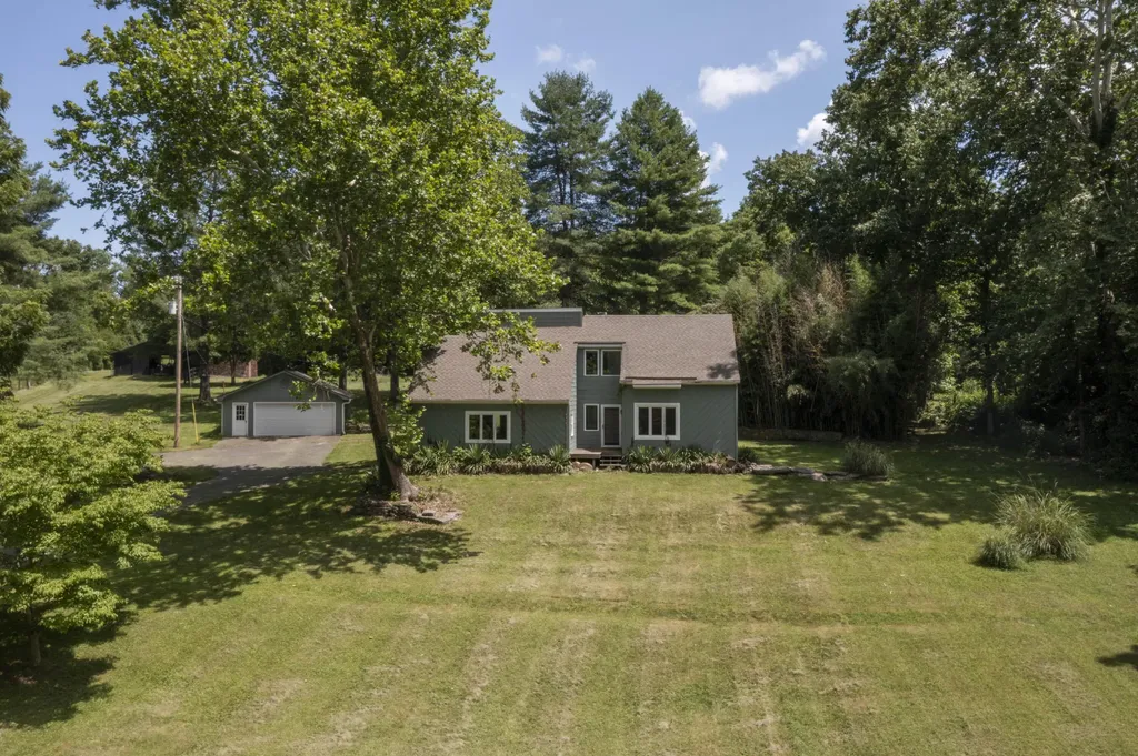 2175 Mcgee 1 Lane Nicholasville KY 40356