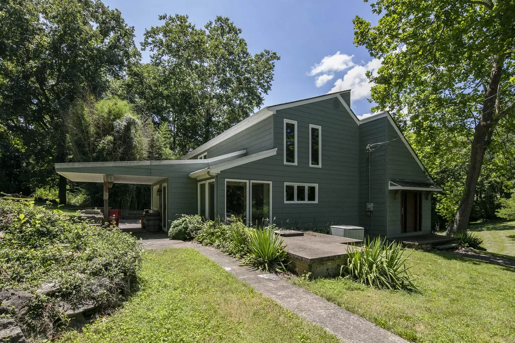 2175 Mcgee 1 Lane Nicholasville KY 40356