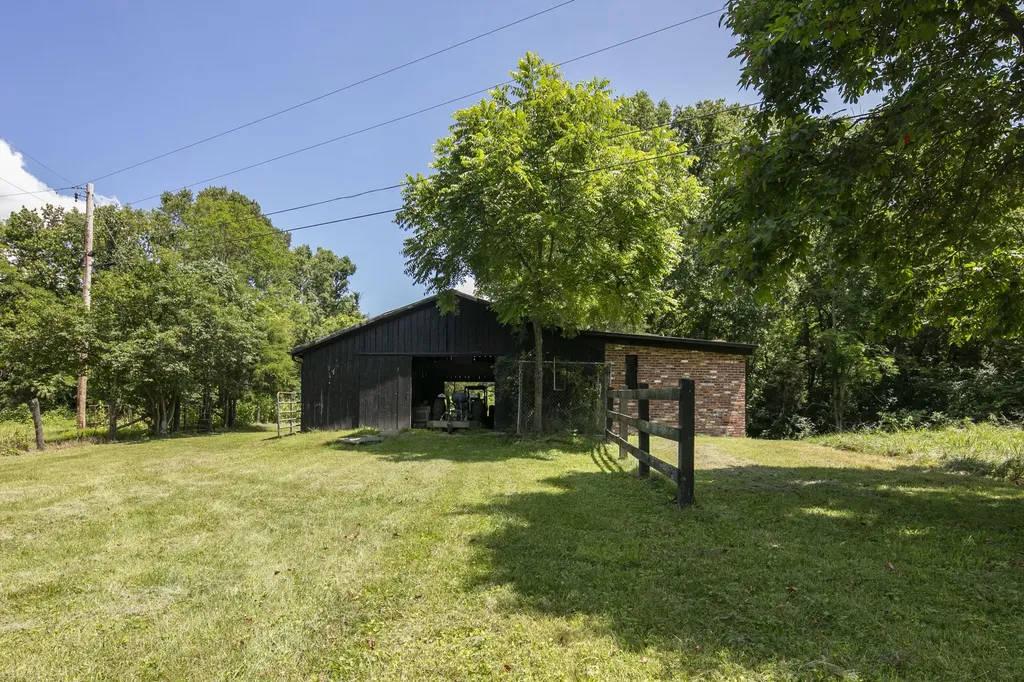 2175 Mcgee 1 Lane Nicholasville KY 40356