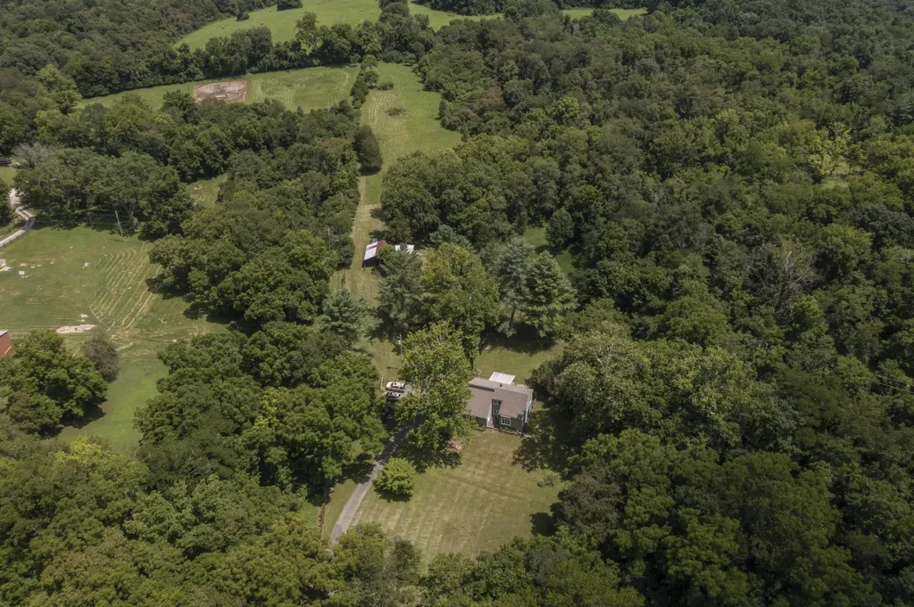 2175 Mcgee 1 Lane Nicholasville KY 40356