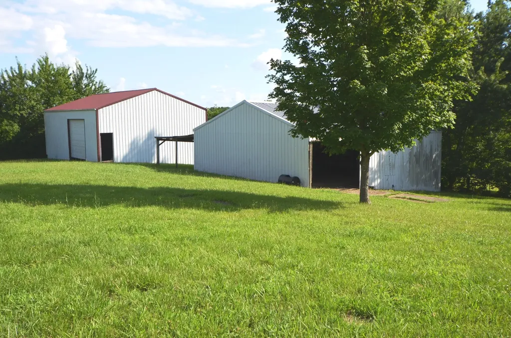 130 Manns Road Harrodsburg KY 40330