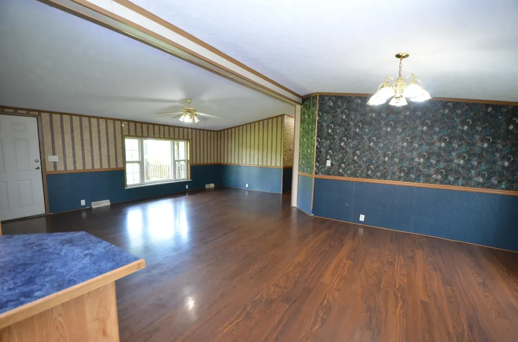 130 Manns Road Harrodsburg KY 40330