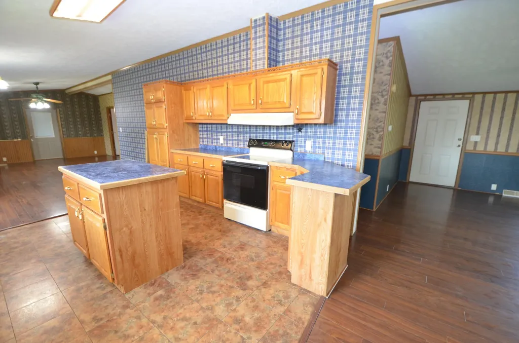 130 Manns Road Harrodsburg KY 40330