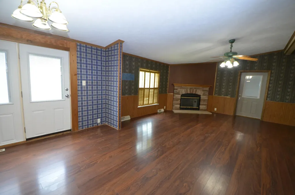 130 Manns Road Harrodsburg KY 40330