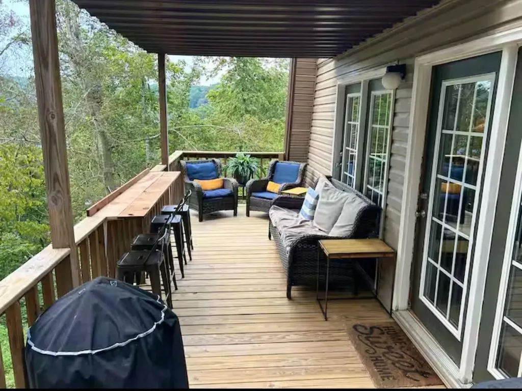 1023 Harbor Springs Road Jamestown KY 42629
