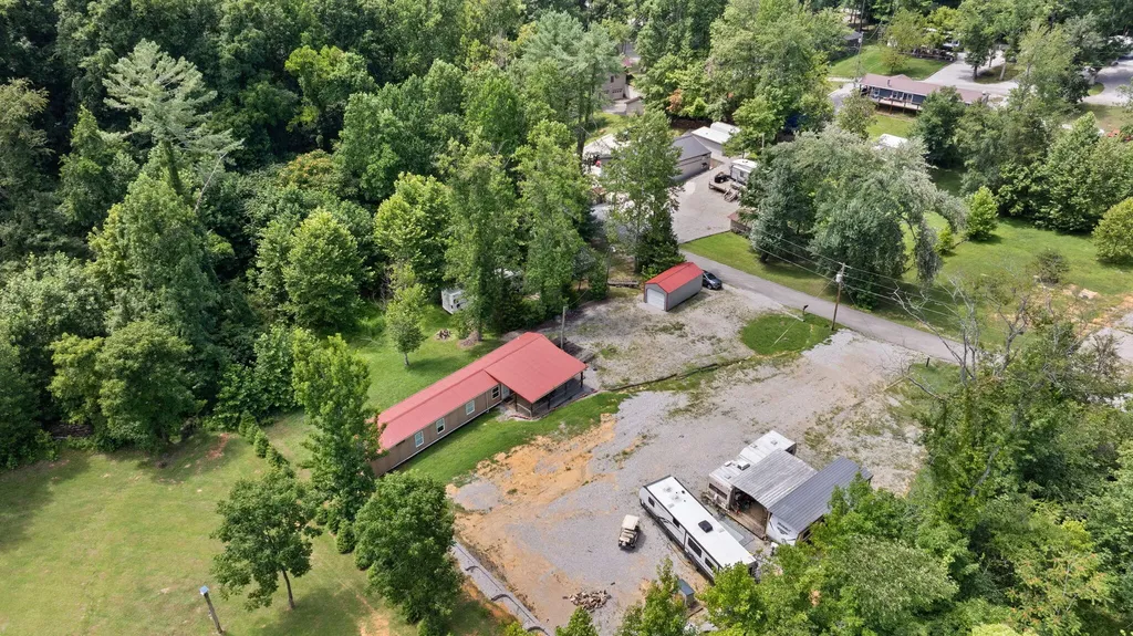 121 Shinbone Drive Monticello KY 42633