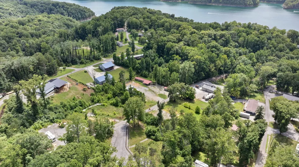 121 Shinbone Drive Monticello KY 42633