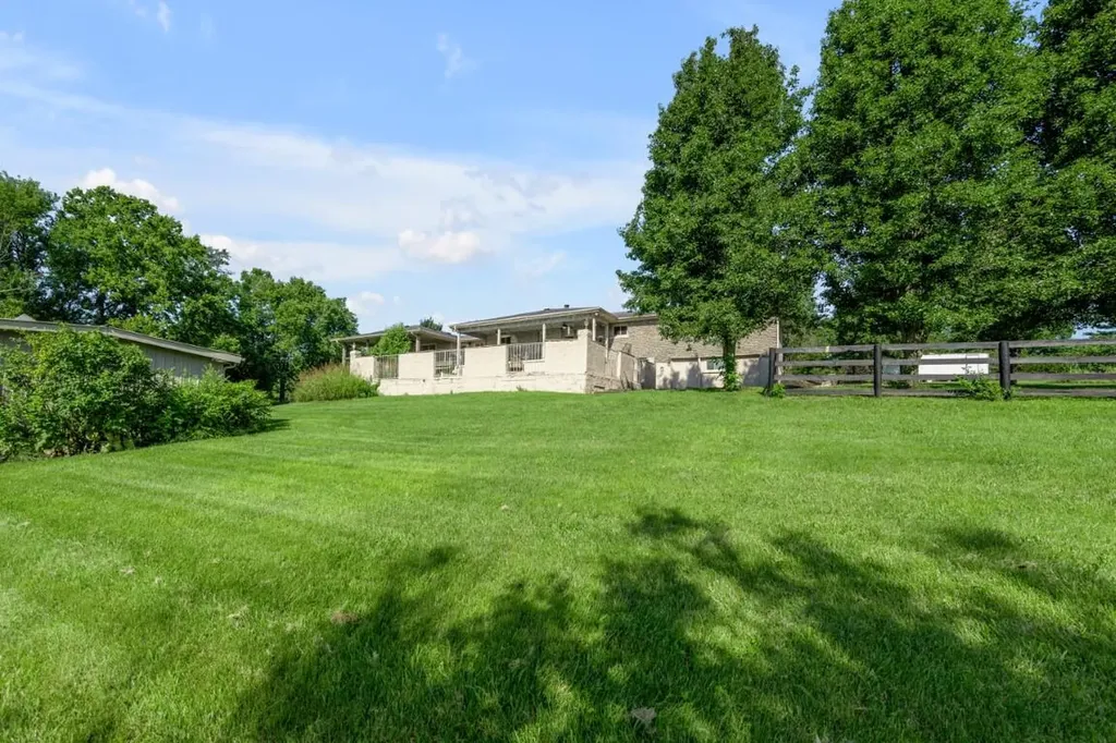 1441 Newman Road Lexington KY 40515