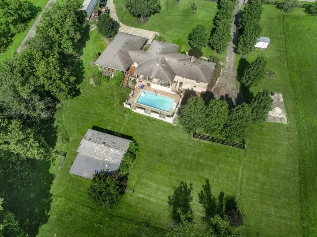 1441 Newman Road Lexington KY 40515