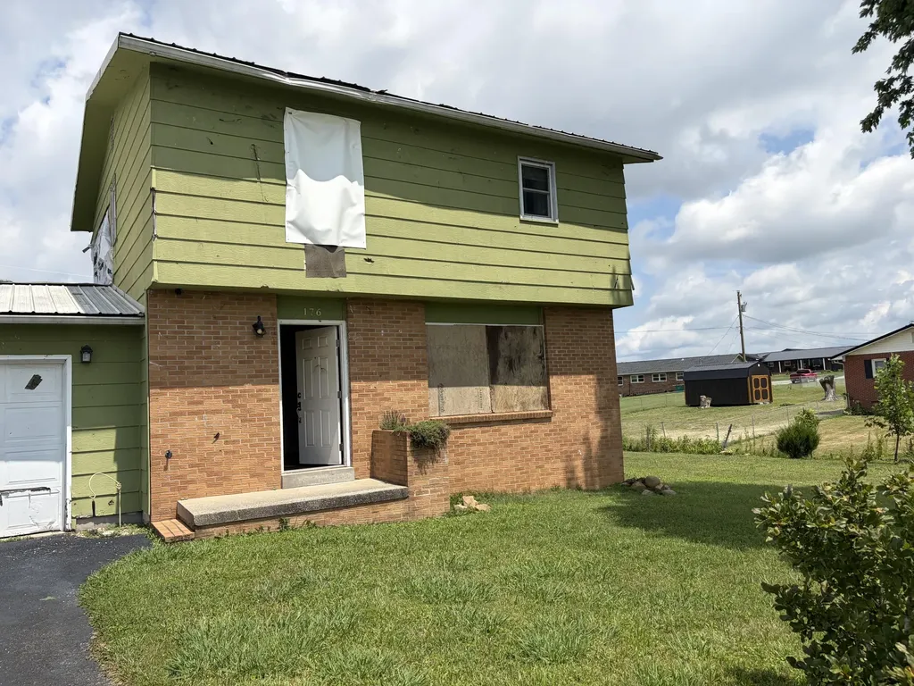 176 Meadowlane Road London KY 40744
