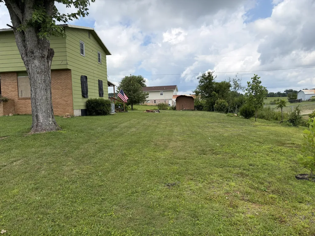176 Meadowlane Road London KY 40744