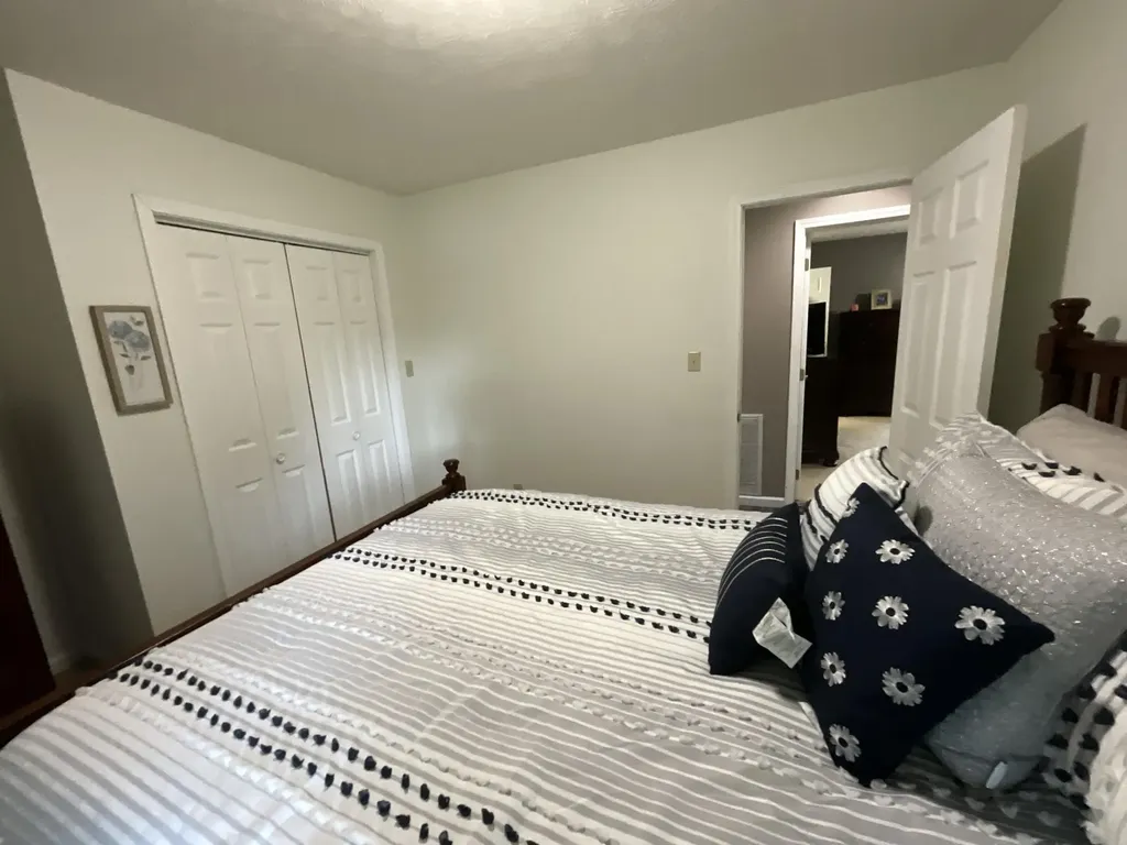 43 Collie Lane Eubank KY 42567