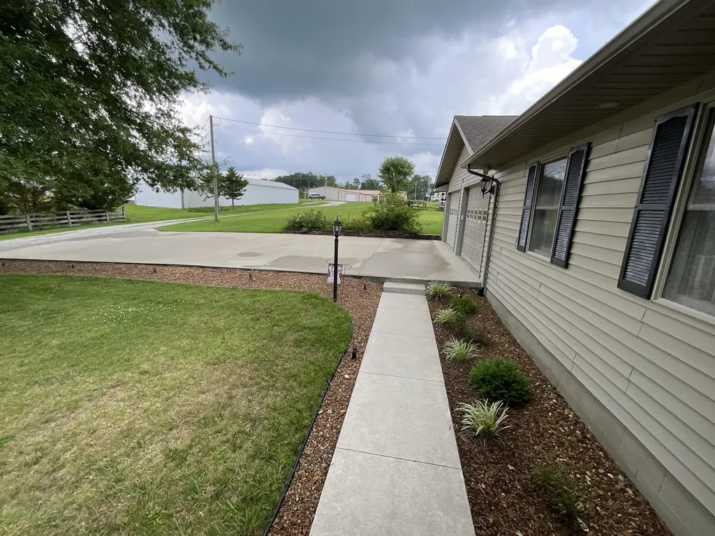 43 Collie Lane Eubank KY 42567
