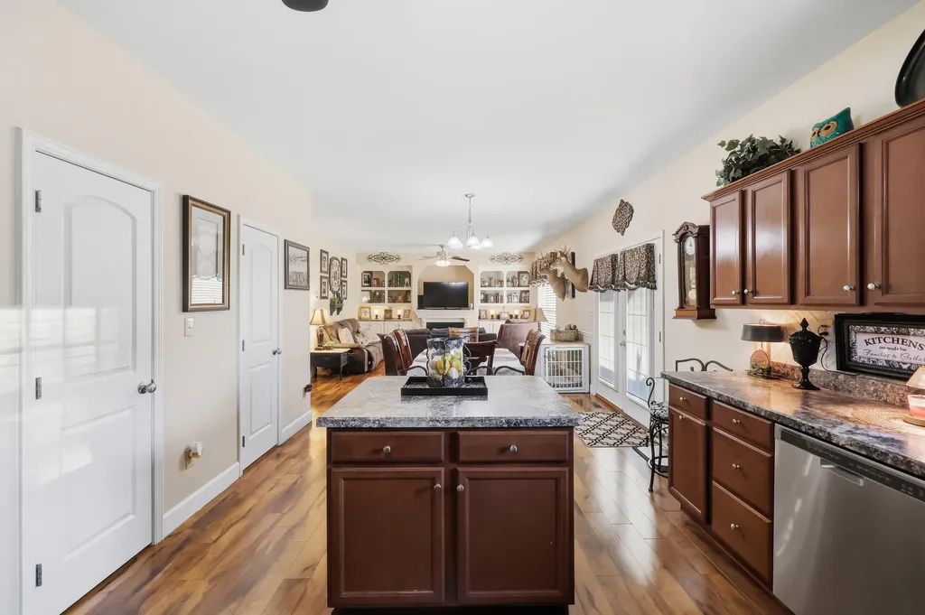 1005 Running Brook Drive Lawrenceburg KY 40342