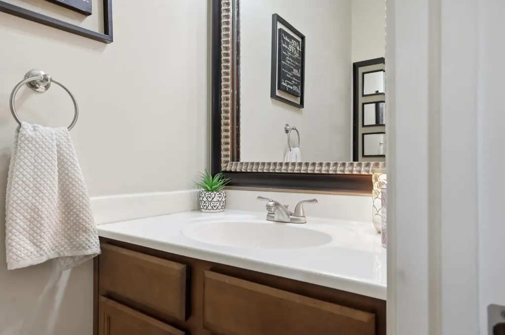 1005 Running Brook Drive Lawrenceburg KY 40342