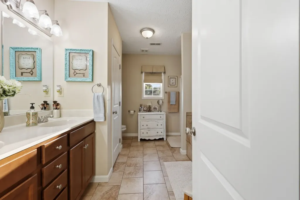 1005 Running Brook Drive Lawrenceburg KY 40342