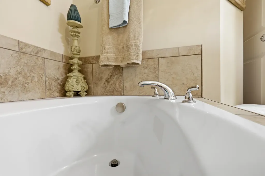 1005 Running Brook Drive Lawrenceburg KY 40342