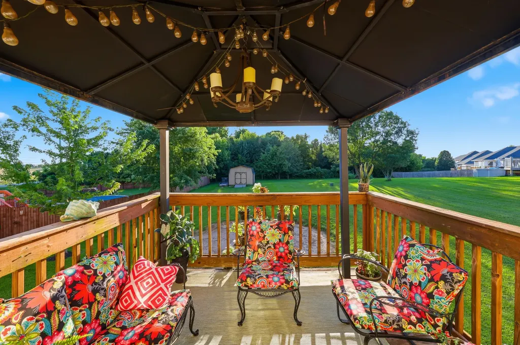 1005 Running Brook Drive Lawrenceburg KY 40342