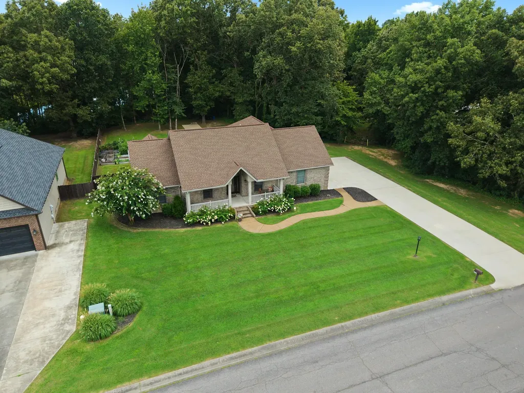 315 Stonecreek Place Paducah KY 42003