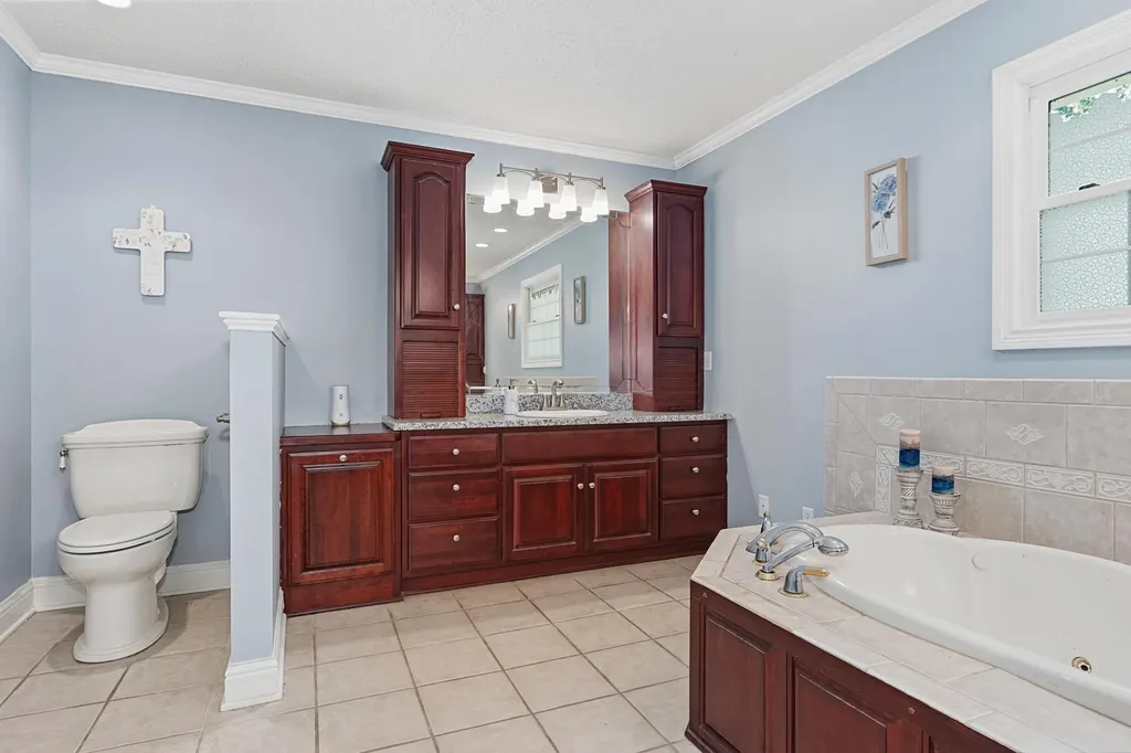315 Stonecreek Place Paducah KY 42003