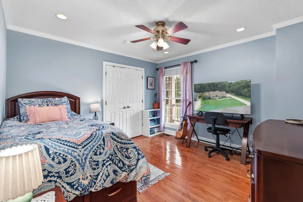 315 Stonecreek Place Paducah KY 42003