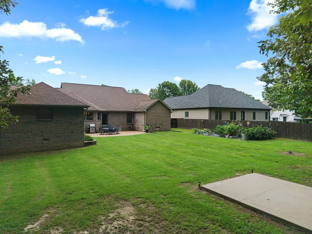315 Stonecreek Place Paducah KY 42003