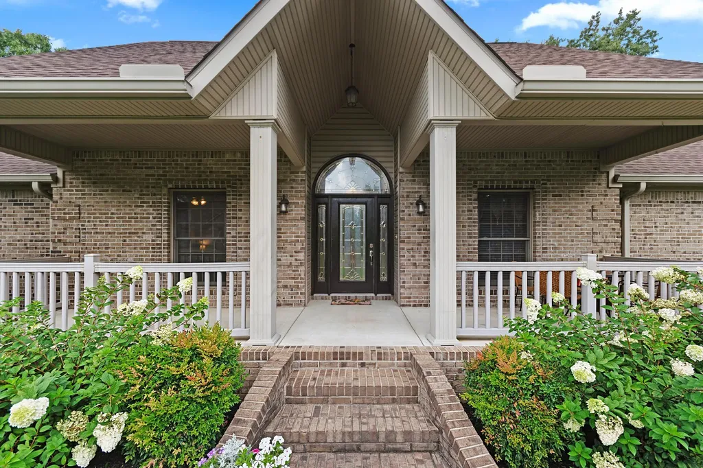 315 Stonecreek Place Paducah KY 42003