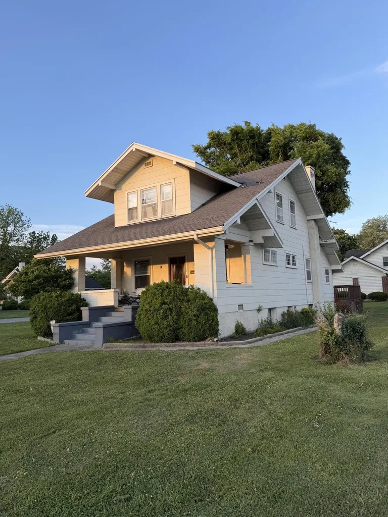 116 N Petersborough Avenue Middlesboro KY 40965