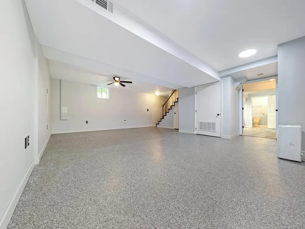 200 W Fairway Drive Nicholasville KY 40356