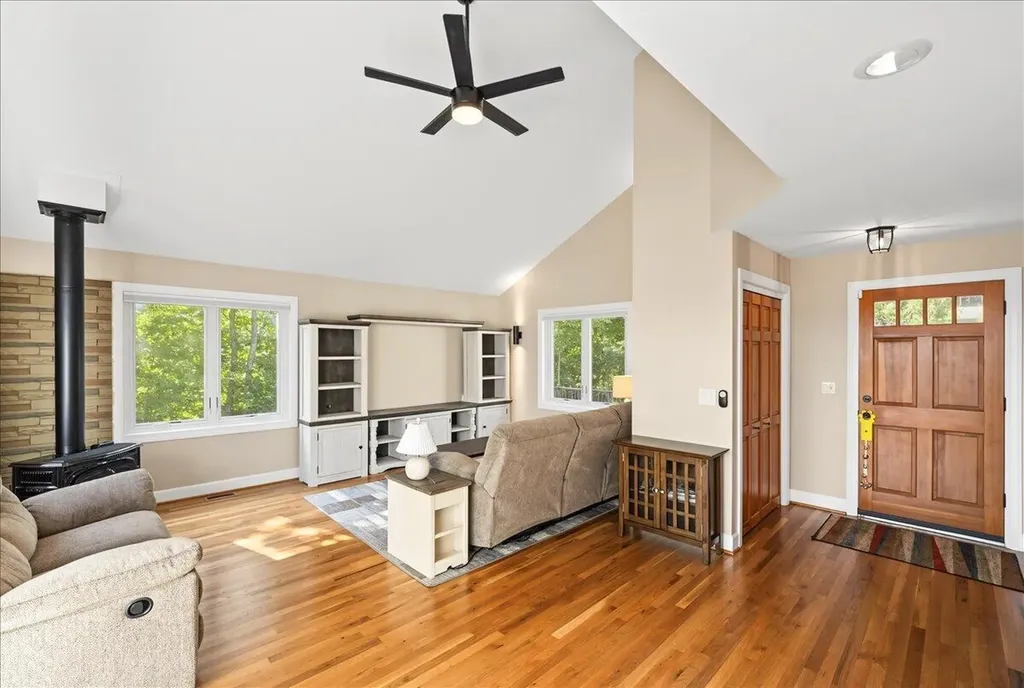 225 Beams Drive Harrodsburg KY 40330