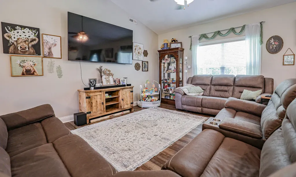 90 Abigale Way Hickory KY 42051