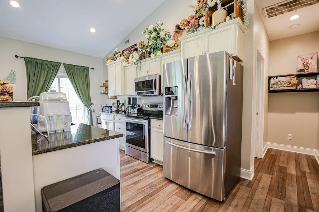 90 Abigale Way Hickory KY 42051