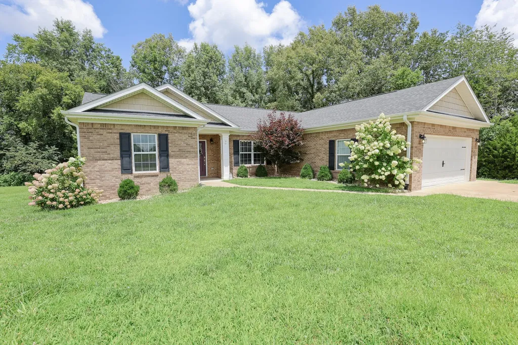 90 Abigale Way Hickory KY 42051