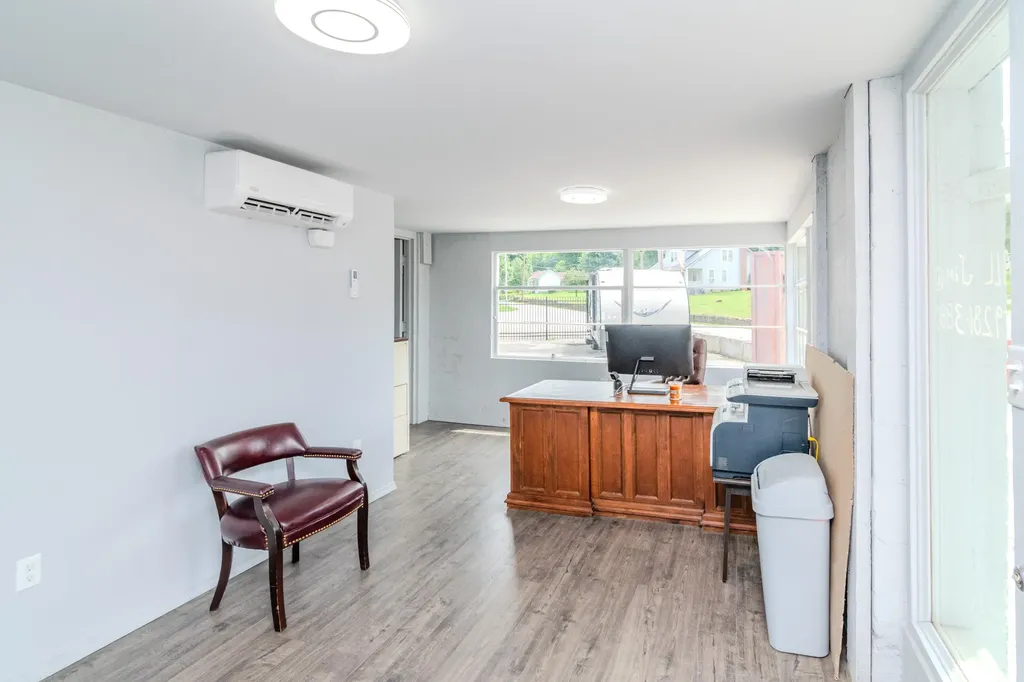 311 Main Street N Middletown KY 40357