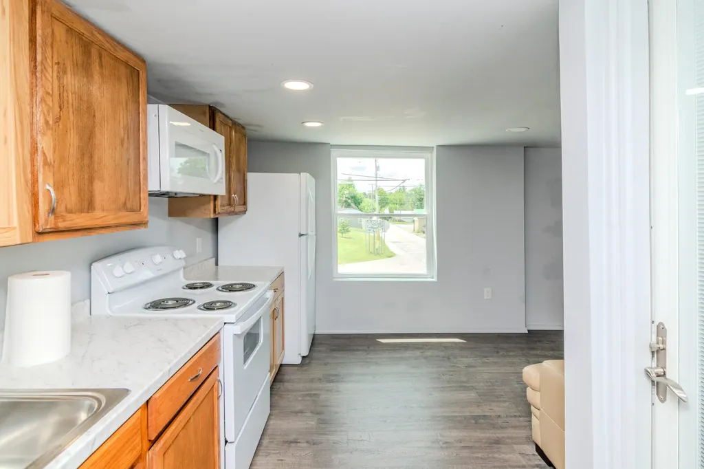 311 Main Street N Middletown KY 40357