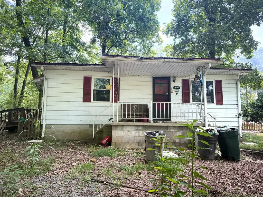 403 Woodland Drive Cadiz KY 42211