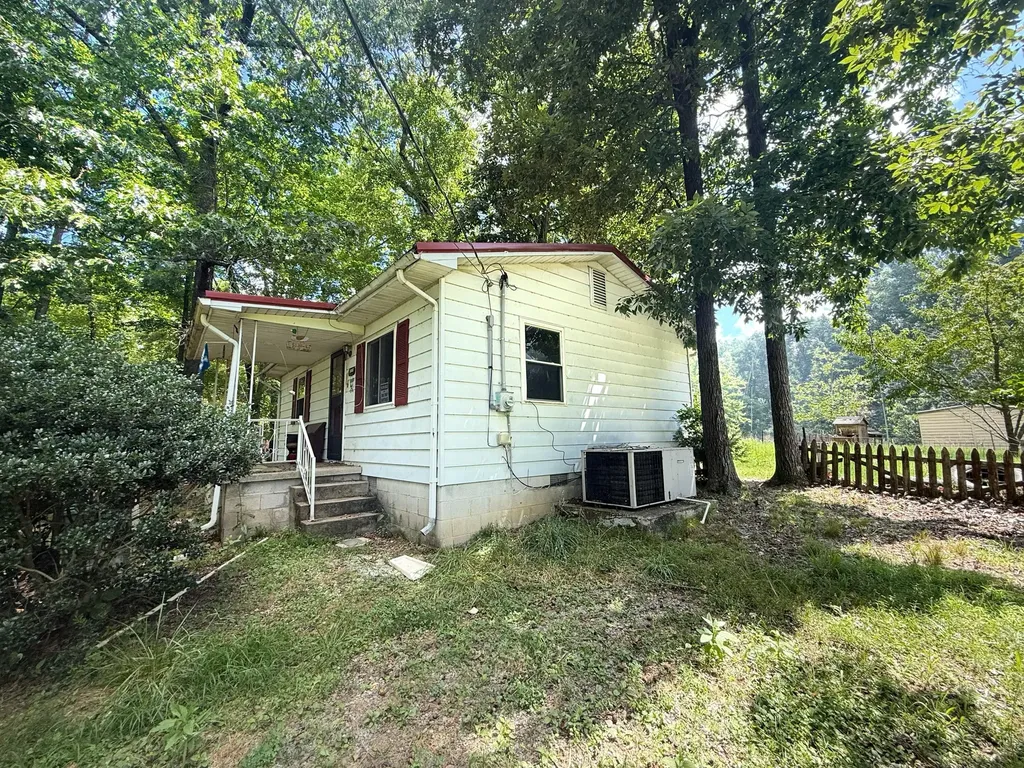 403 Woodland Drive Cadiz KY 42211