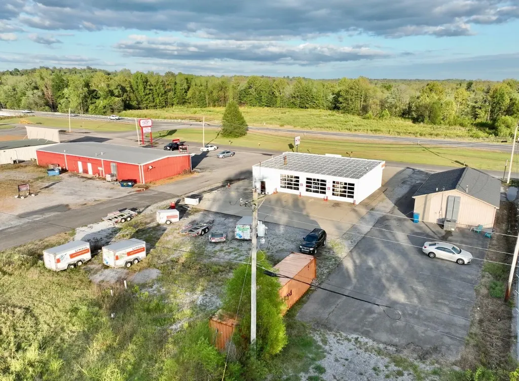 38 Main Street Benton KY 42025