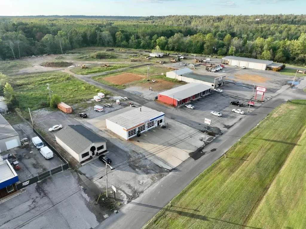 38 Main Street Benton KY 42025