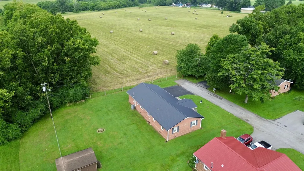 79 Pine Street Crab Orchard KY 40419
