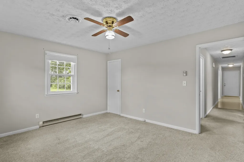 79 Pine Street Crab Orchard KY 40419