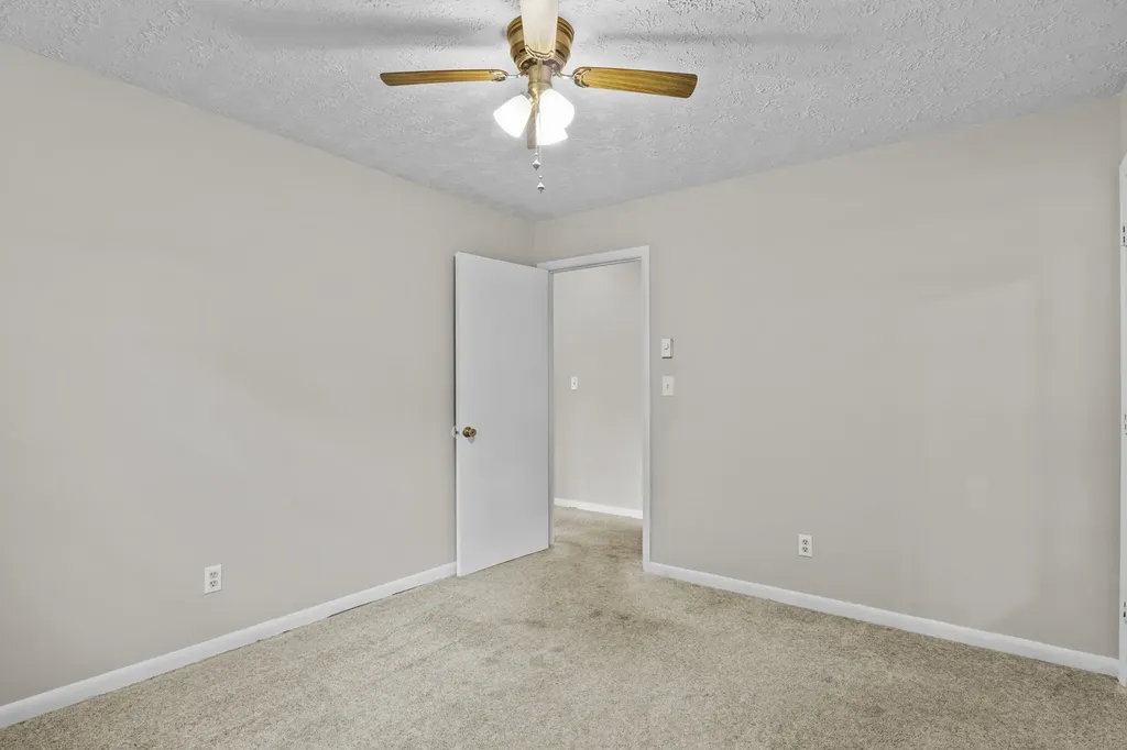 79 Pine Street Crab Orchard KY 40419